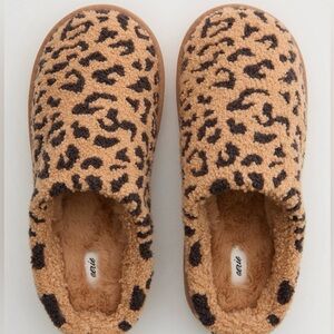 Brand New Aerie Leopard Sherpa Slipper/Slides sz 8